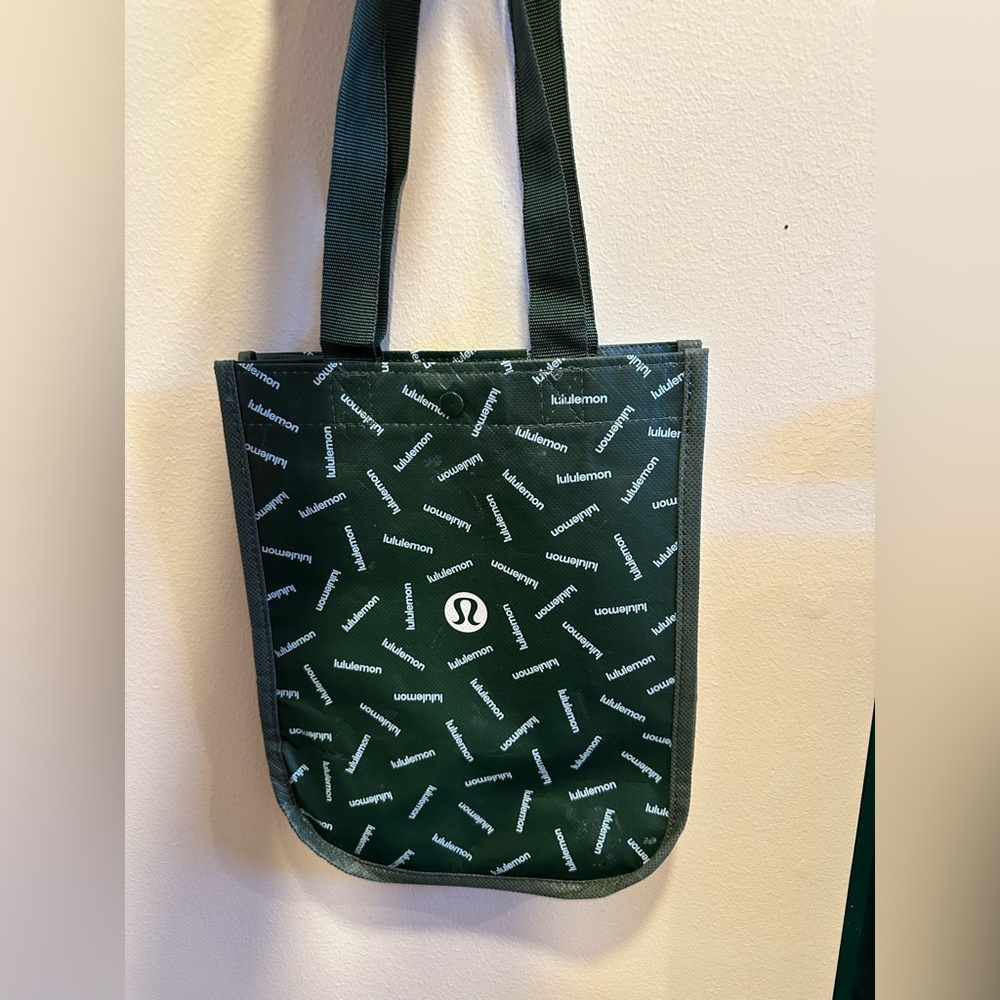 Lululemon Green Tote New